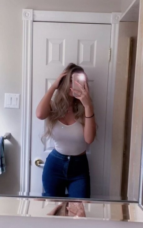 Maya Franco nude star pic