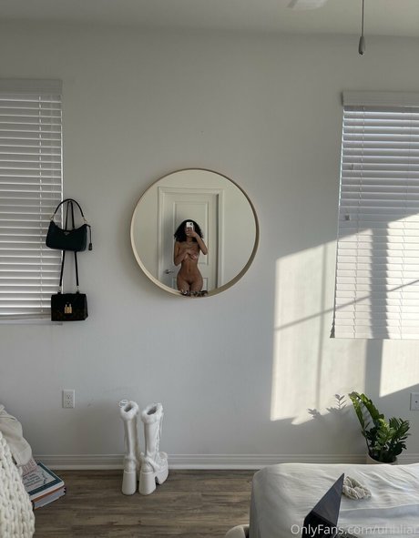 arab milf onlyfans hot nude pic