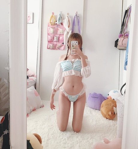 Akaei Ray top pornstar pics