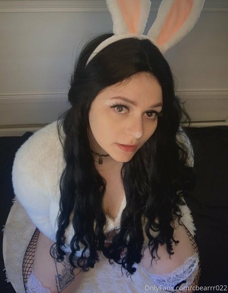 cbearrr022 model adult photo