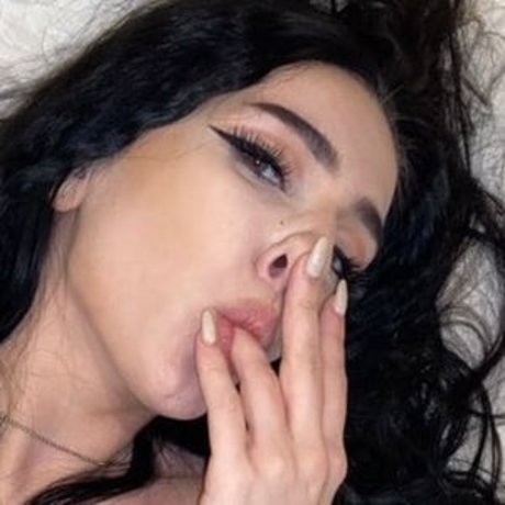 big pussy lips onlyfans porno images