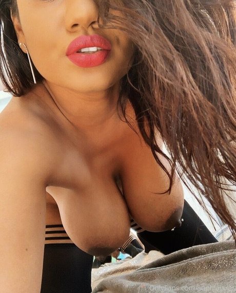 Sophia Lares erotic star image