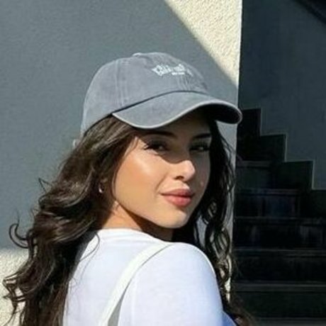 tatia labos hot star image