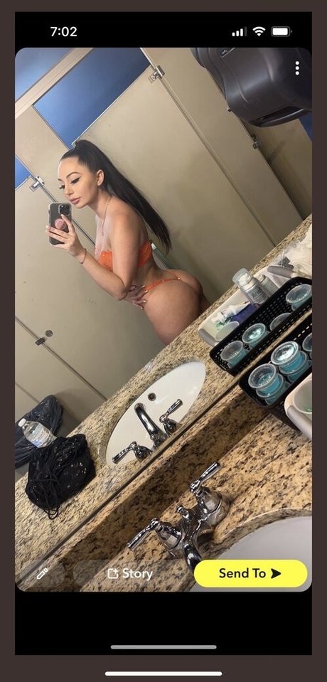 Amandaaadimeo star beautiful pictures