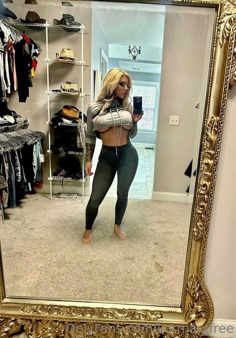 karmarxfree hot actress photos