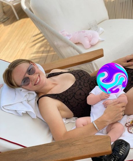 redhead pawg onlyfans sexy nude images