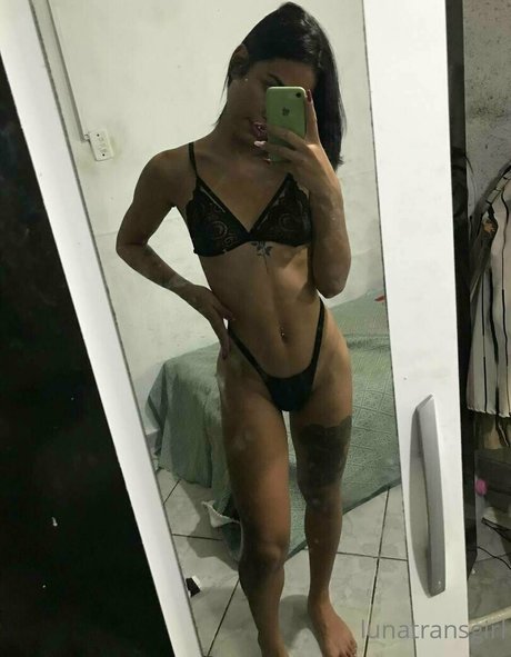 big pussy lips onlyfans porno photo