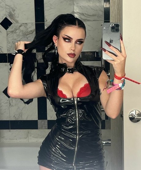 emmanorton pornstar sexy pic