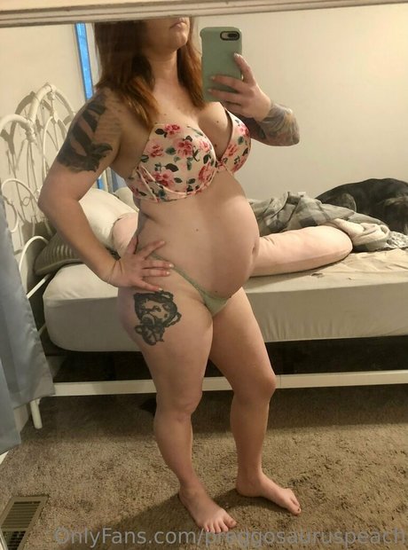 hairy pregnant onlyfans hd pic