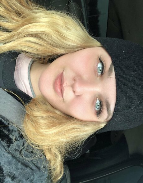 loganmilf star nice pics