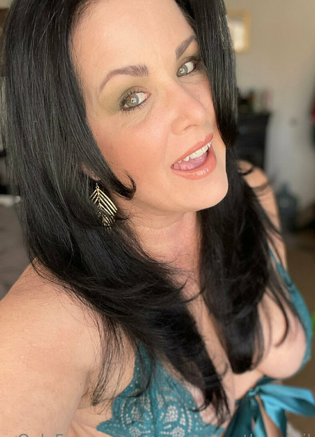 evparrishsouthernmil pornstar perfect images