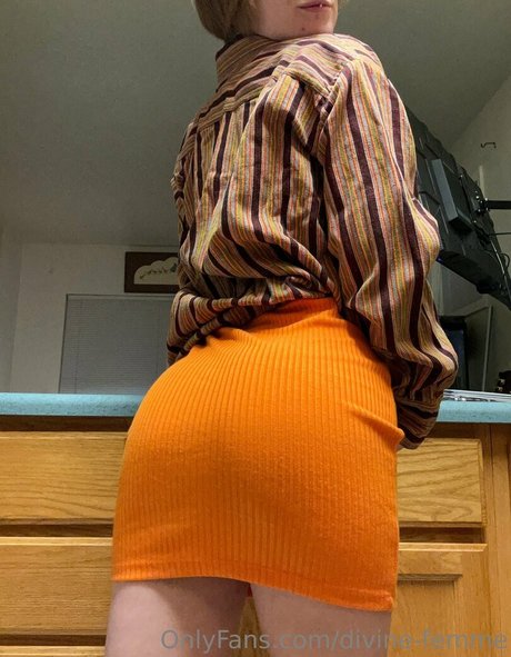 divine femme model picture