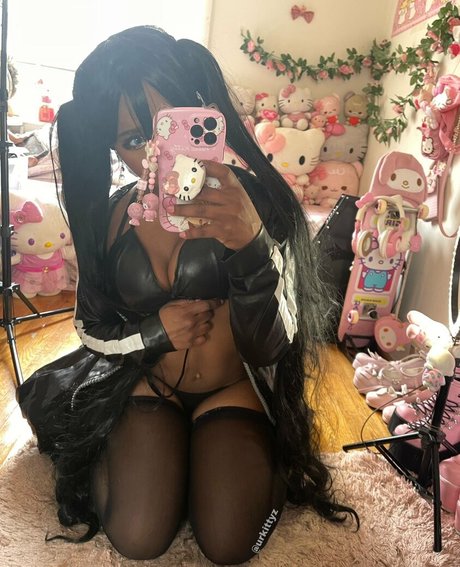 Lilrawrs hot star picture