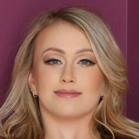 Everyn Darling erotic actress pictures