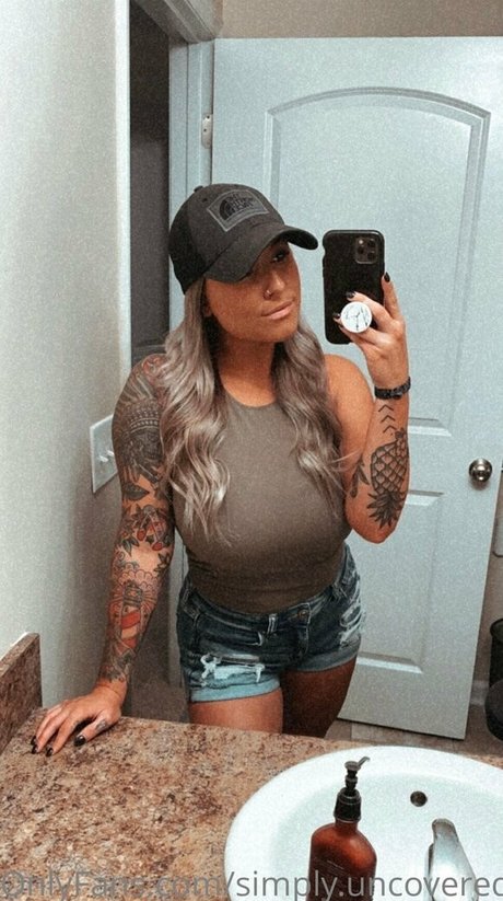 SimplyUncovered pornstar nude pics