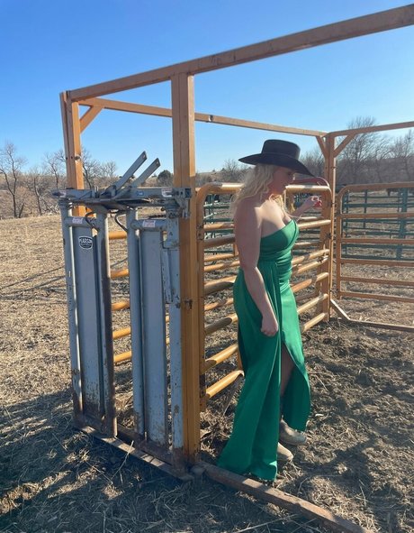 femalefarmerrancherfree pornstar nude pics