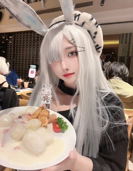 sakuracyan_ pornstar erotic gallery