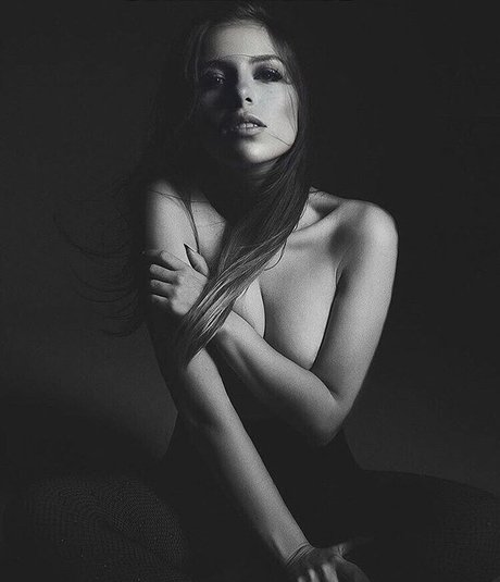 anna nyzovaya star pornographic pic