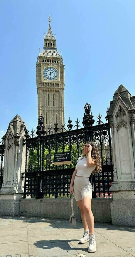 petite free onlyfans free naked photos