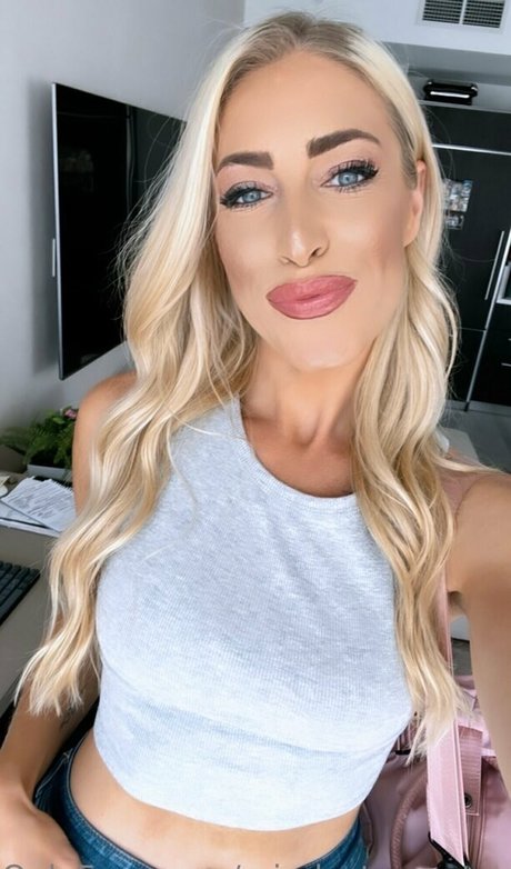 mindset mentorrrr pretty actress picture