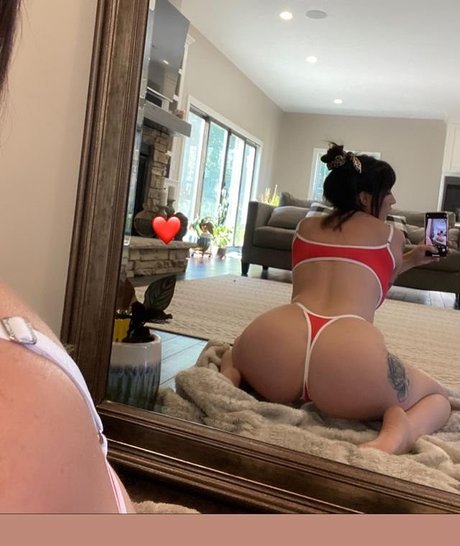 interracial lesbians onlyfans beautiful porn pic