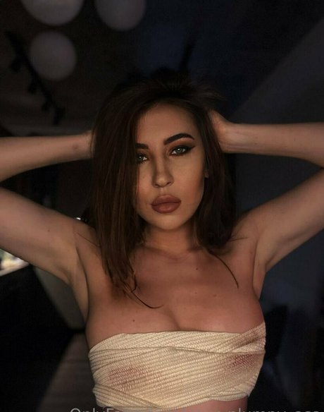 young asian onlyfans hot nude picture