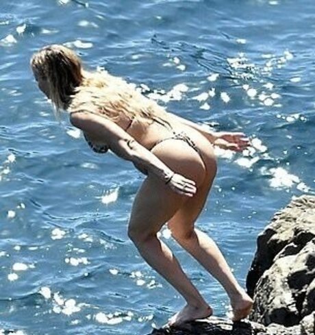 Kate Hudson model xxx gallery