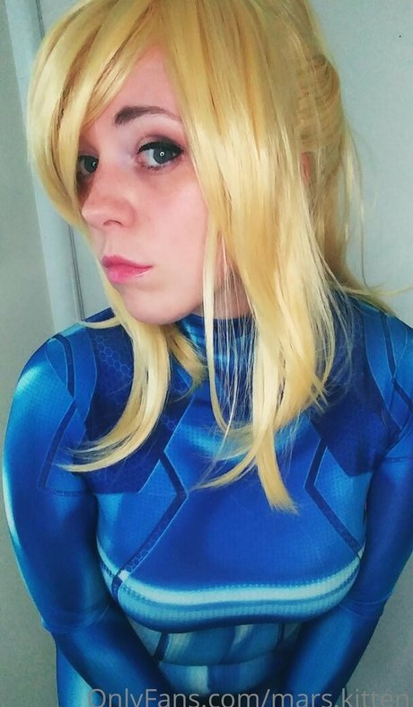 mars kitten model free pictures