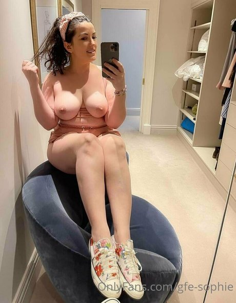 arab milf onlyfans adult pics