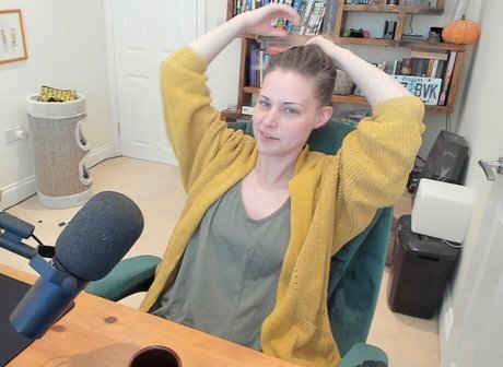 famous midget onlyfans free sexy image