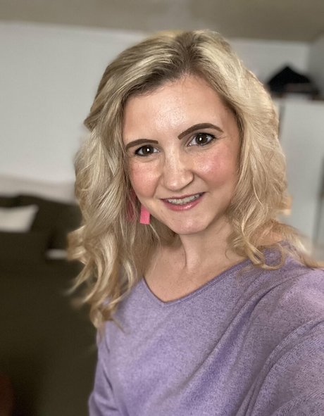 Mrs BeaCullenVIP pornstar nude img