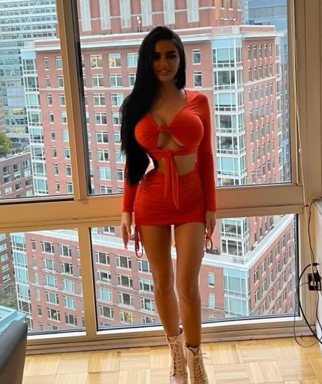 Taylor O Neill nude star photo