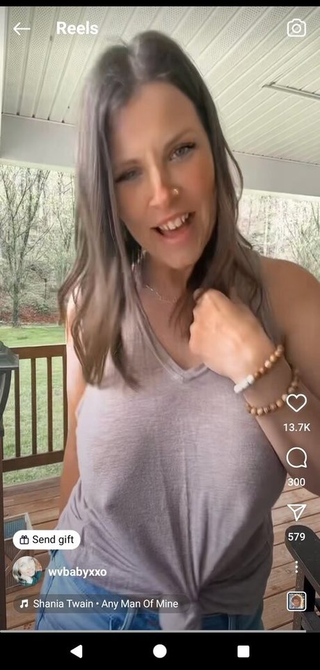 lindzeexxo1 exclusive pornstar photo