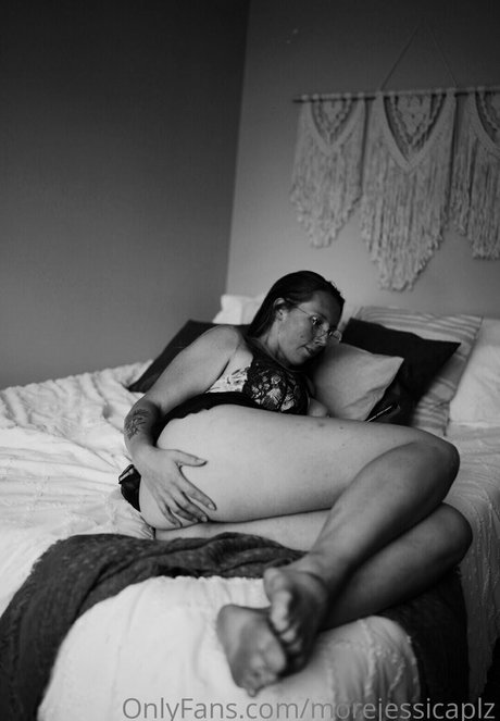 morejessicaplzfree model erotic pic