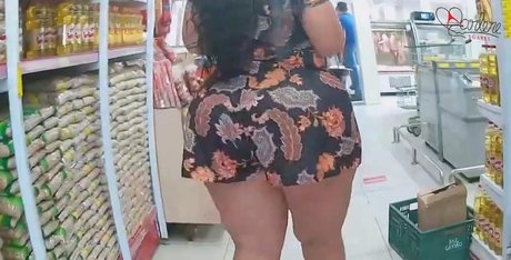 brunette petite onlyfans adult galleries