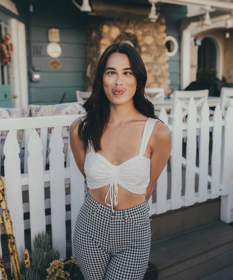 carlieauszler star top pictures