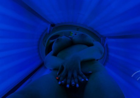 Linais Berlina star art pic