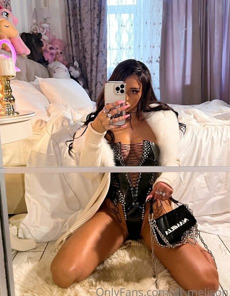 Di melison exclusive model images