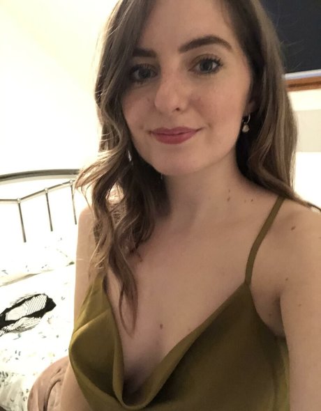 Averytinyleaf pretty star photo