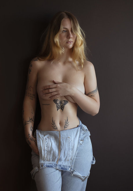 Sorumeito model photos