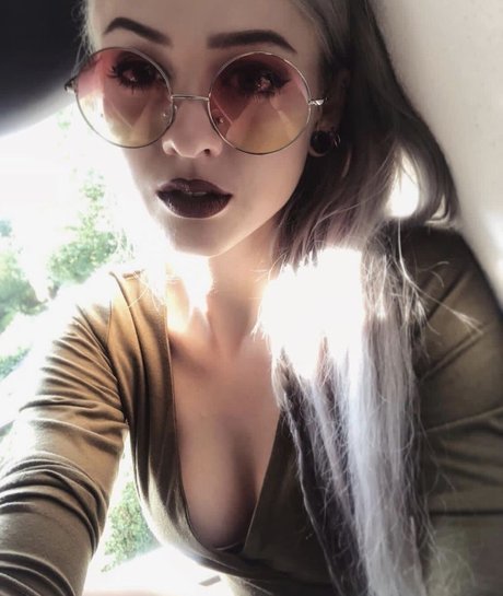 latina shemale onlyfans art porn archive