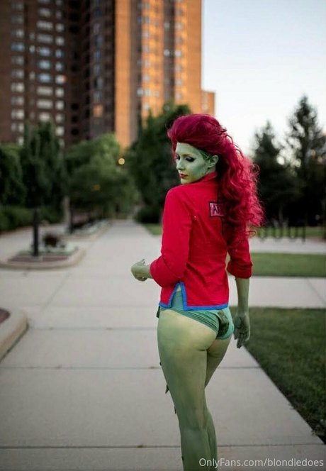 blondiedoes nudes star picture