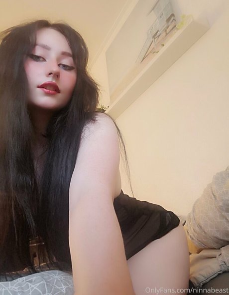 petite trans onlyfans exclusive image