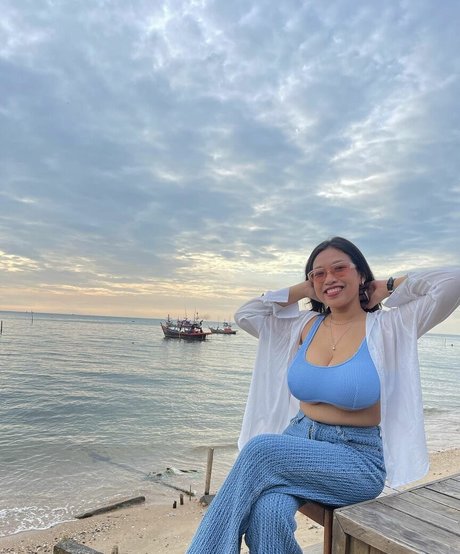 Aoy Chitchanok sexy pornstar img