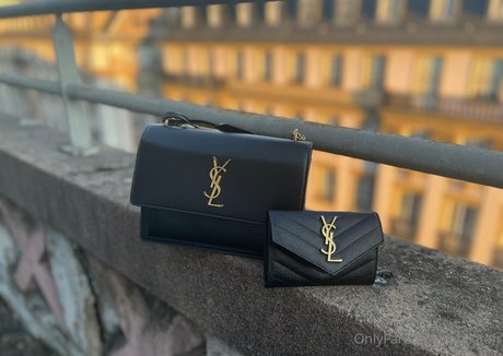 bbw thick onlyfans pornographic picture