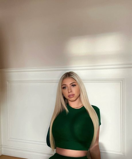 black lingerie onlyfans art naked galleries