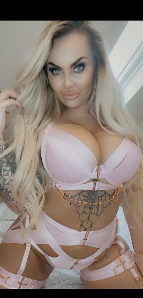 Porscheplatinum free actress pics