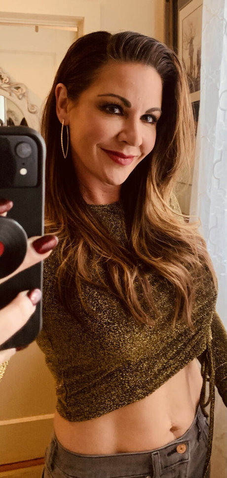 Chivettes porn actress picture