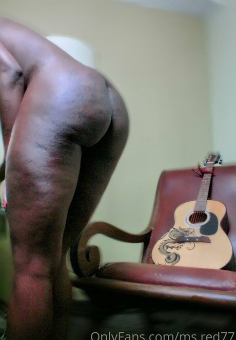 ms red77 model exclusive images