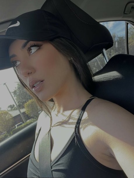 leatea pornographic star galleries